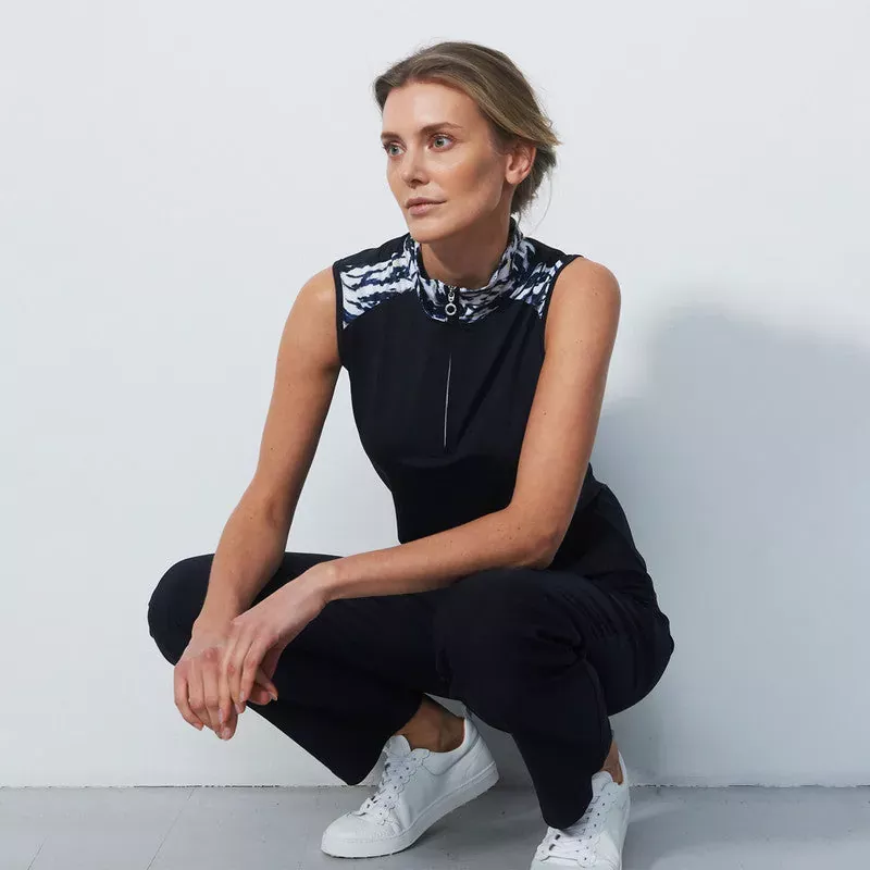 Daily Sport Lens Sleeveless Half Neck