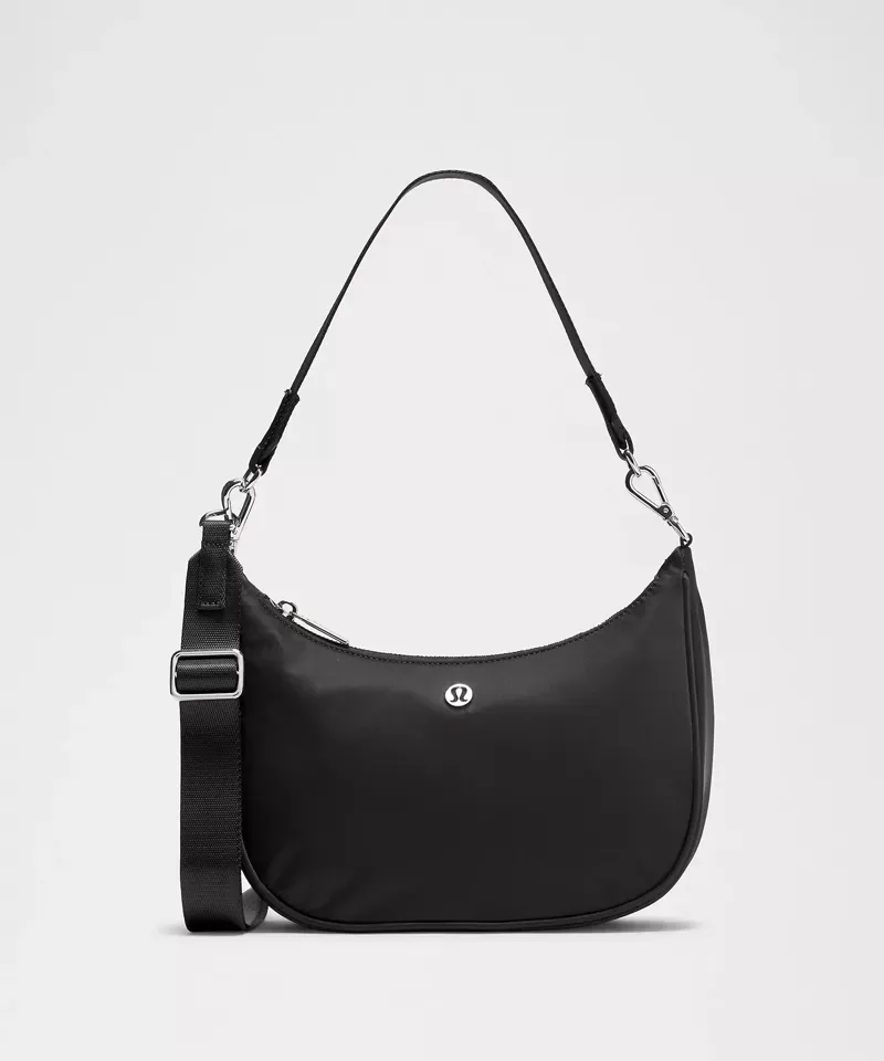 lululemon-city-essentials-shoulder-bag-3l Lululemon City Essentials Shoulder Bag – 3L