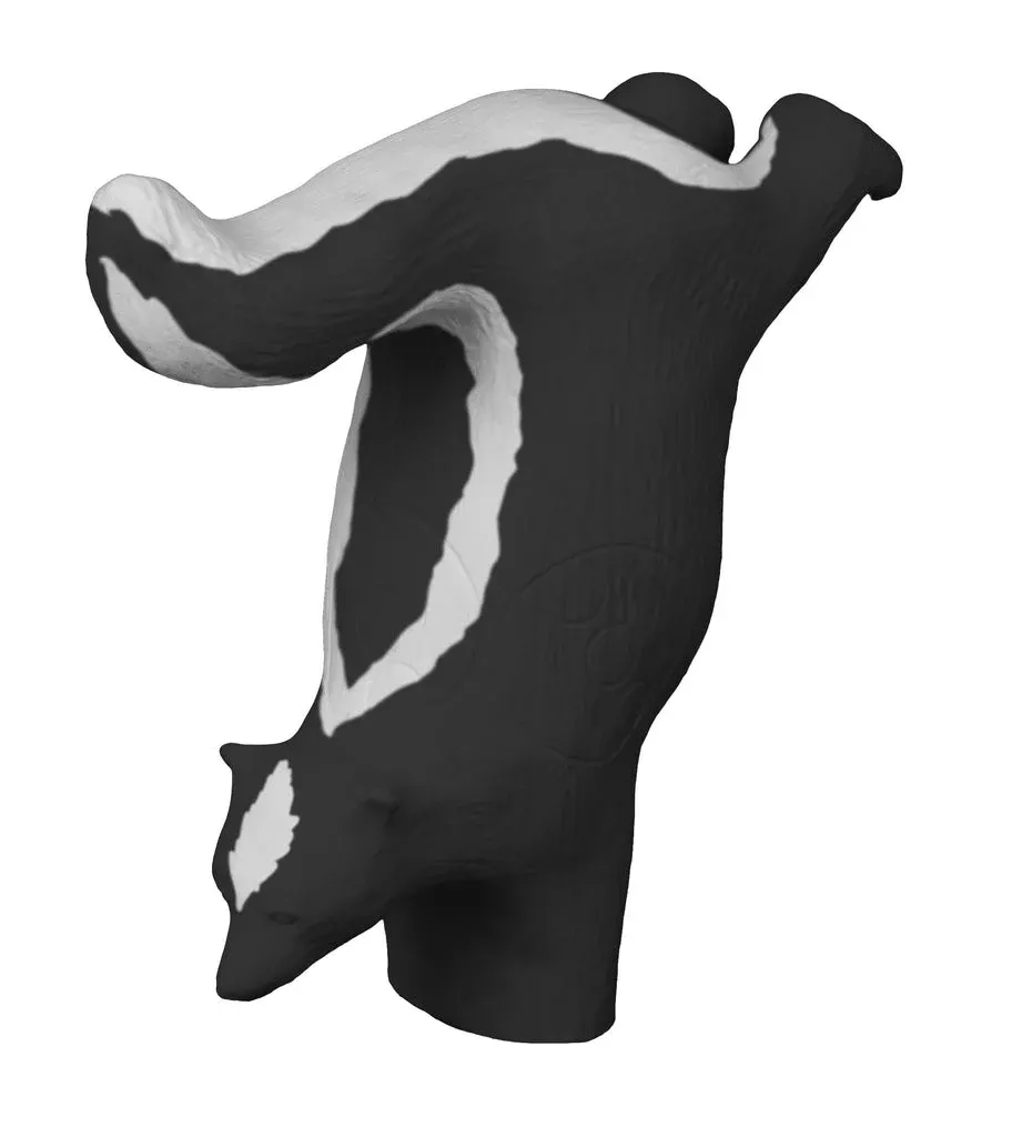 real-wild-competition-spraying-skunk-with-ez-pull-foam Real Wild Competition Spraying Skunk With Ez Pull Foam