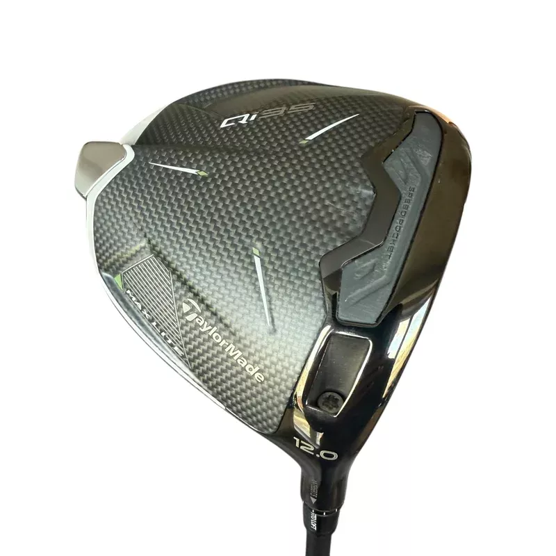taylormade-qi35-max-lite-driver-indoor-demo TaylorMade Qi35 Max Lite Driver – Indoor Demo